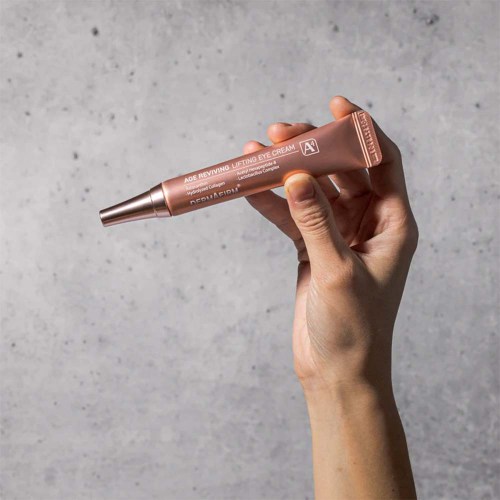 age-reviving-lifting-eye-cream3-1743417970