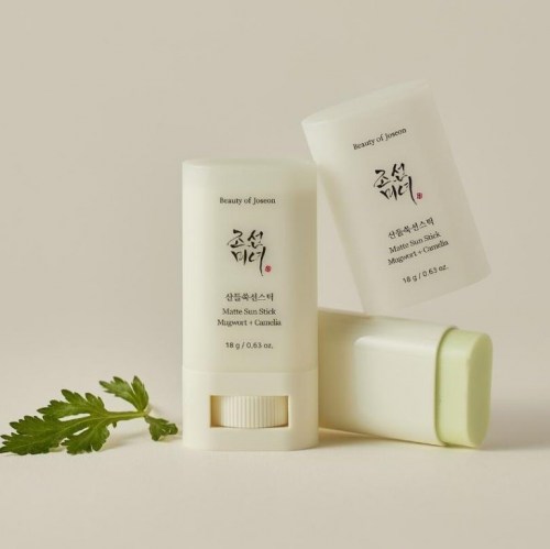 beauty-of-joseon-matte-sun-stick-_-mugwortcamelia-7-scaled-(2)-1686584843